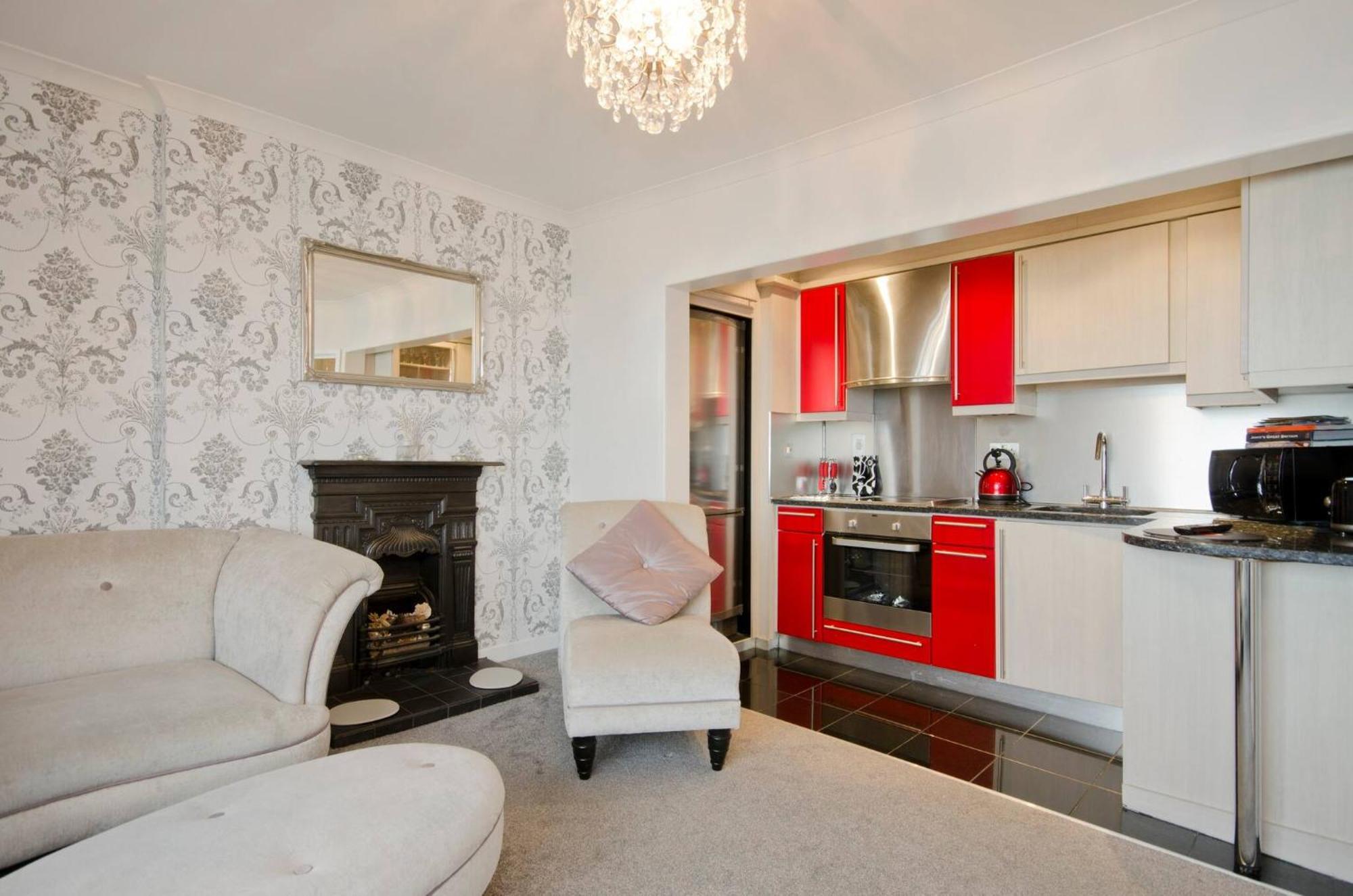 Seaview Regency Apartment With Private Parking Brighton Eksteriør billede